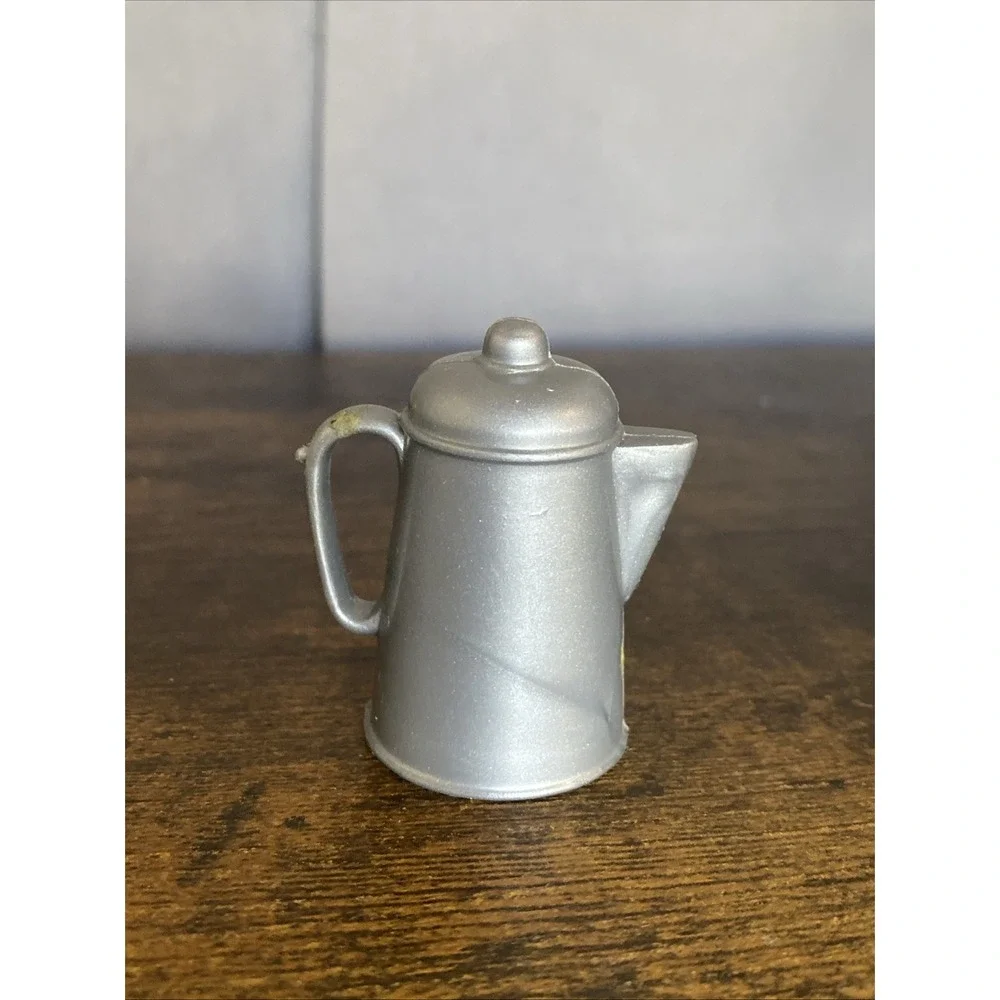 Marx Johnny‎ West  Best of the West Coffee Pot